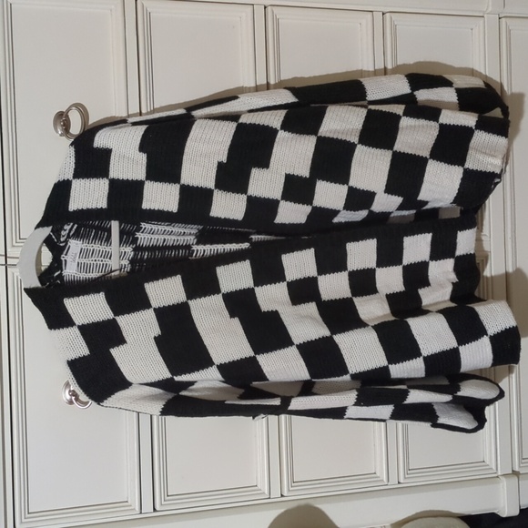 NWOT~Shop Talulah Oaklee Black And White Checkered Cardigan - Picture 3 of 5